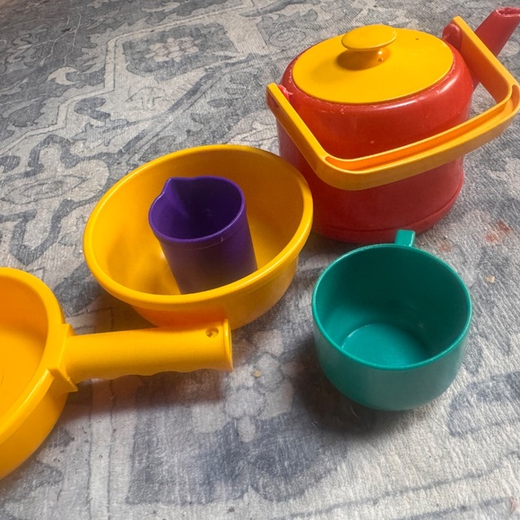Vintage BAMBOLA made in Denmark kitchen set  Brighten up playtime with this colo - Picture 8 of 9